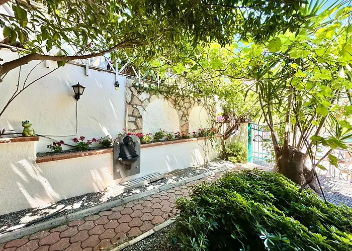 فيلة Marmaris'te Oezel Havuzlu Doga Manzarali